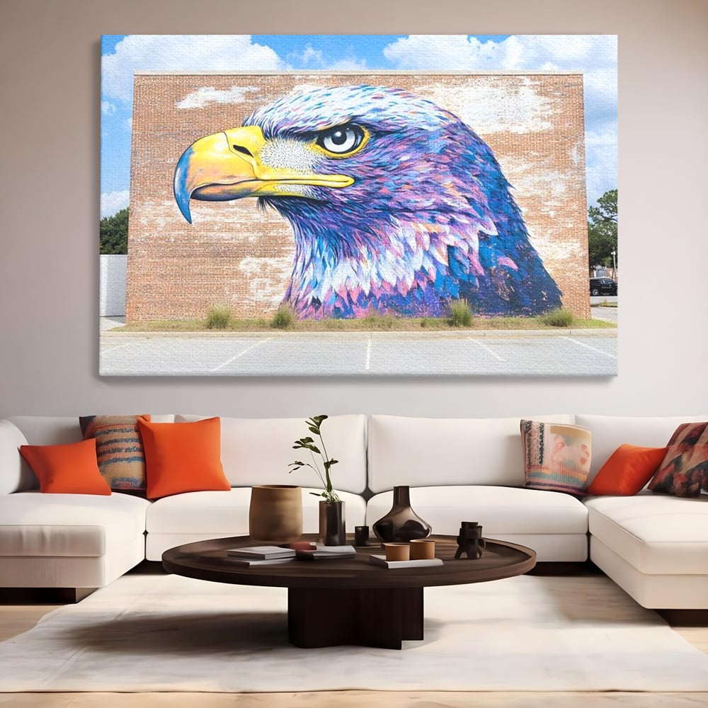 Tablou canvas cu tablou canvas cu vultur graffitti pe zid de caramida, fara rama, pe sasiu de lemn, pe perete intr-un living